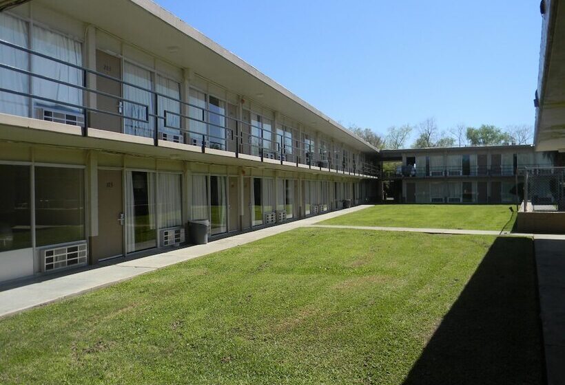 汽车旅馆 Sunrise Inn Lake Charles