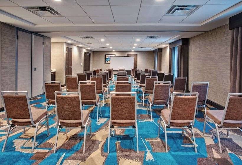 בית מלון כפרי Hampton Inn Union City