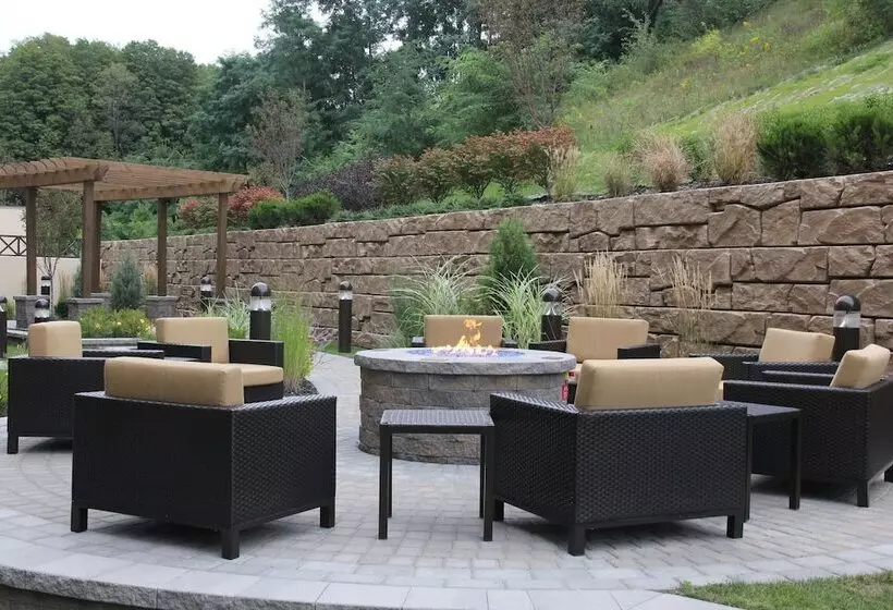 Courtyard By Marriott Oneonta