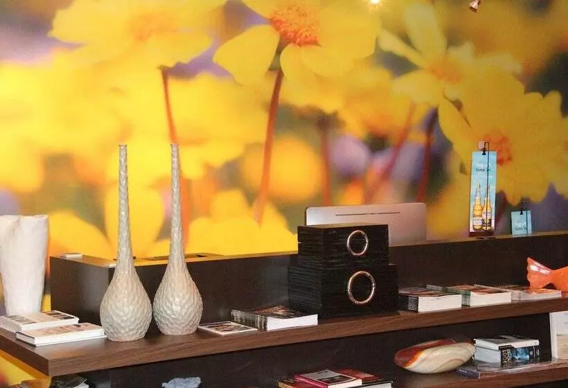 Courtyard By Marriott Oneonta