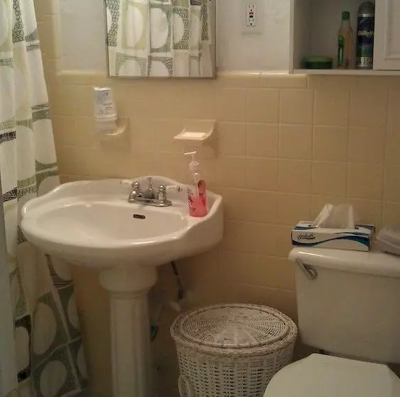 Deerfield Buccaneer Resort Apartments