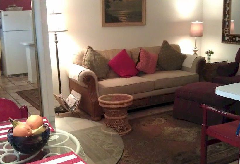 Deerfield Buccaneer Resort Apartments