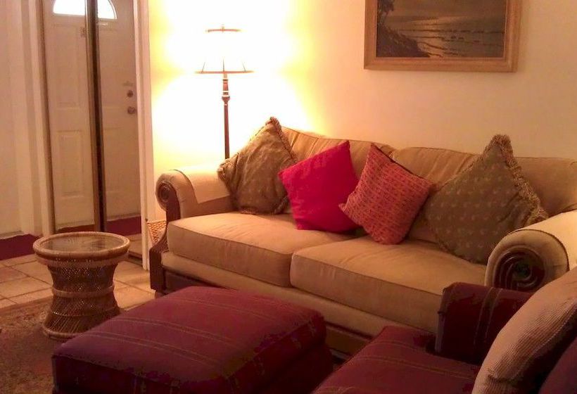 Deerfield Buccaneer Resort Apartments