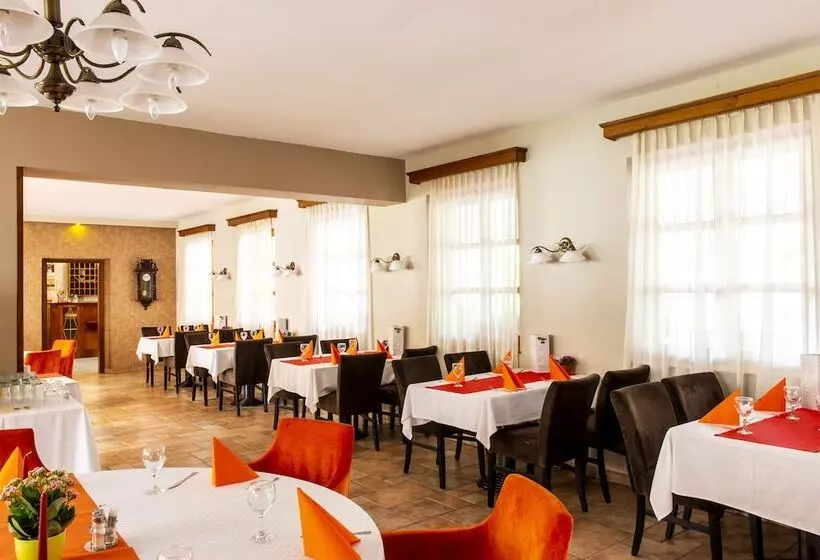 Gastland M0 Hotel & Conference Center