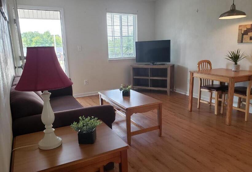 호텔 Affordable Suites Graham