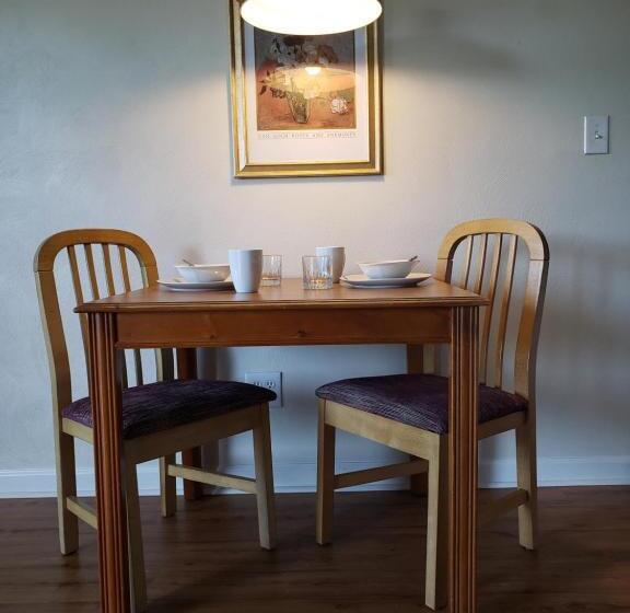 호텔 Affordable Suites Graham