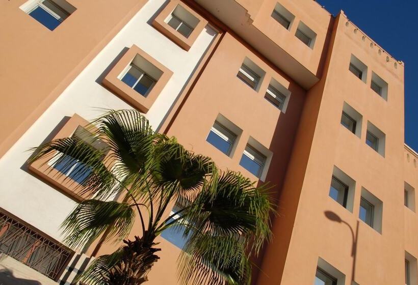 Отель Al Adarissa