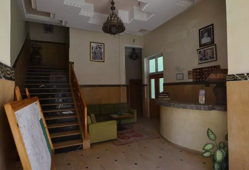 Отель Al Adarissa