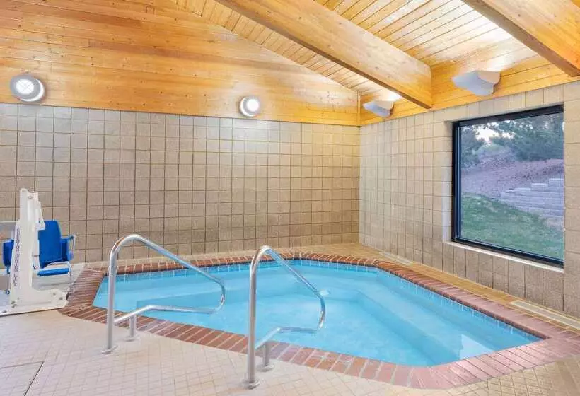 Отель Americinn By Wyndham Havre