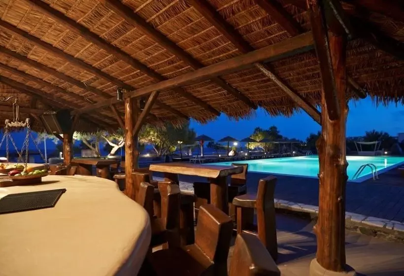 Отель Black Rose Beach Suites