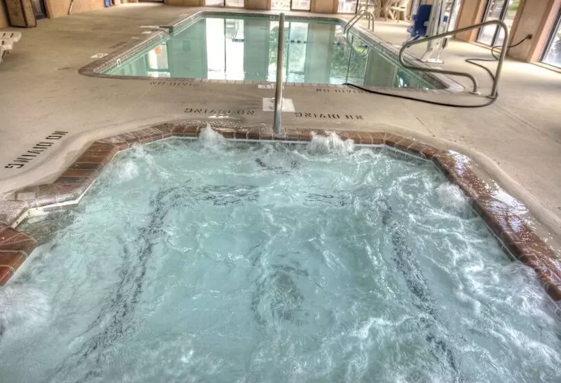 בית מלון כפרי Budgetel Inn And Suites Plus Helen