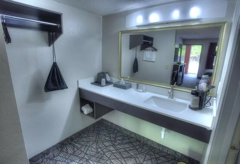 בית מלון כפרי Budgetel Inn And Suites Plus Helen