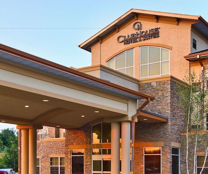 Clubhouse Hotel And Suites