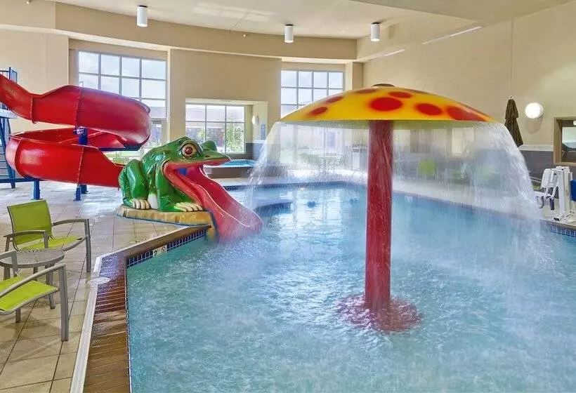 Clubhouse Hotel And Suites