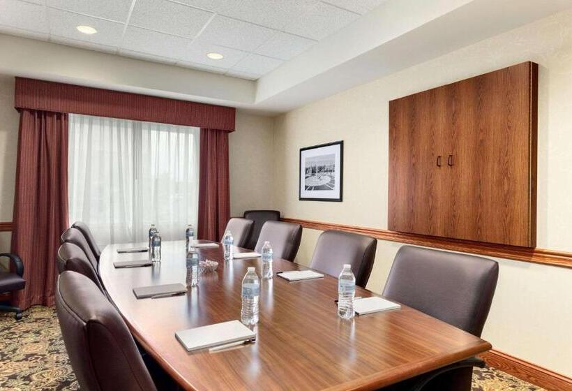 Отель Country Inn & Suites By Radisson, Buffalo South I90, Ny