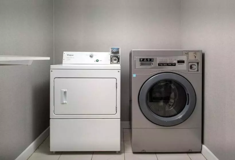 ホテル Courtyard By Marriott Panama City