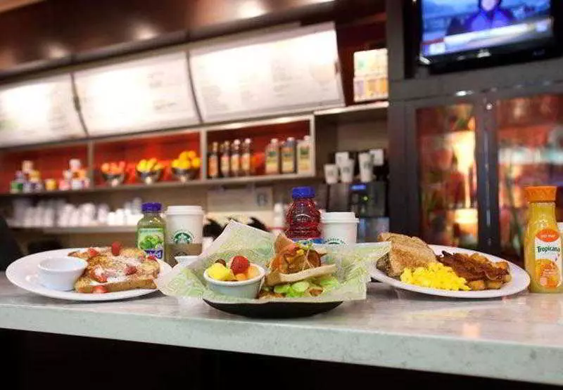 هتل Courtyard Lincoln Downtown