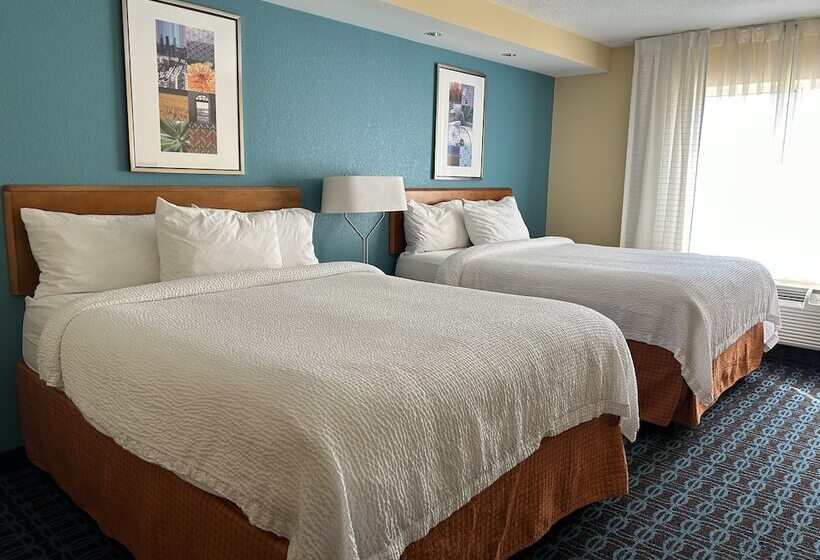 فندق Fairfield Inn & Suites Ames