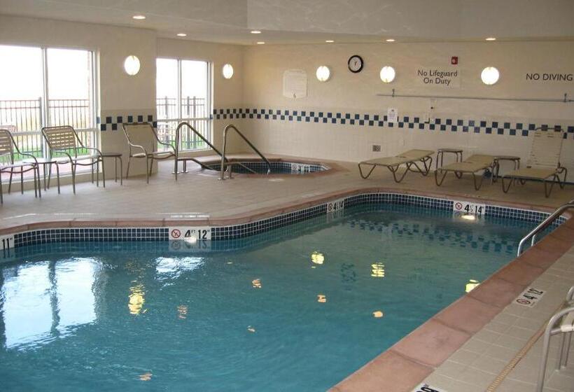 فندق Fairfield Inn & Suites Ames