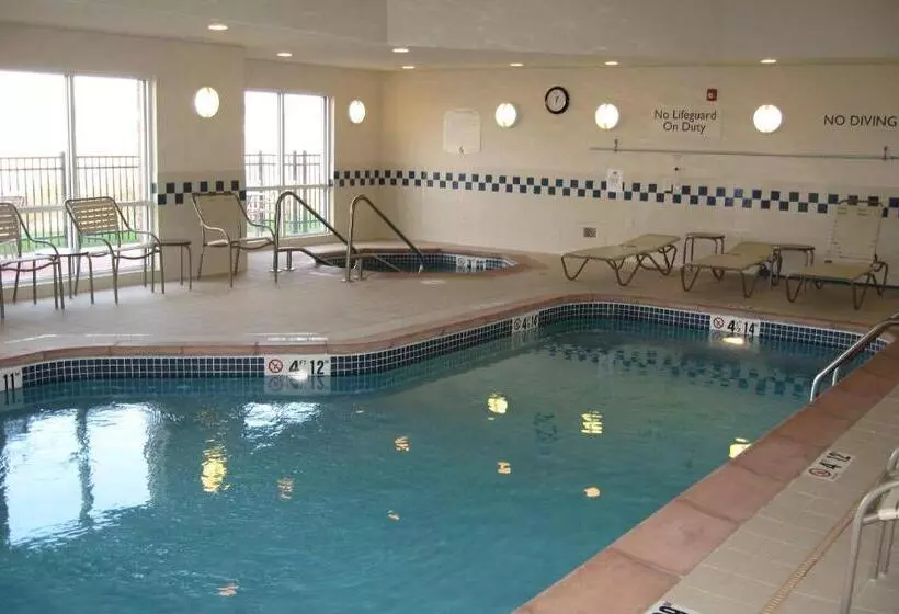 ホテル Fairfield Inn & Suites Ames