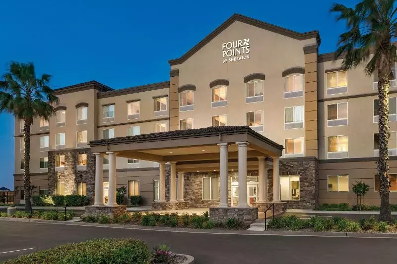 בית מלון כפרי Four Points By Sheraton Sacramento Airport