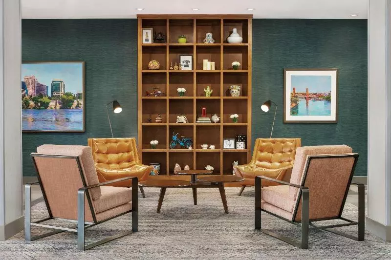 בית מלון כפרי Four Points By Sheraton Sacramento Airport