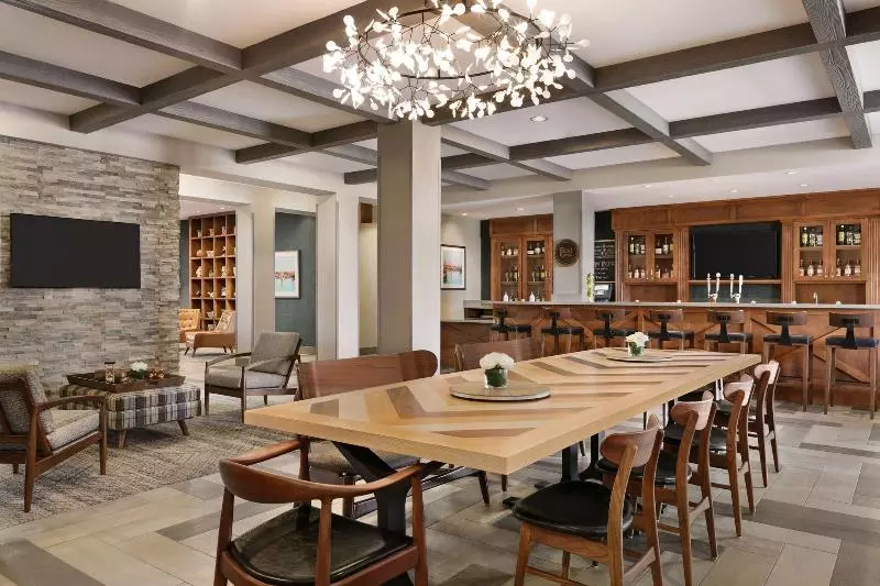 בית מלון כפרי Four Points By Sheraton Sacramento Airport