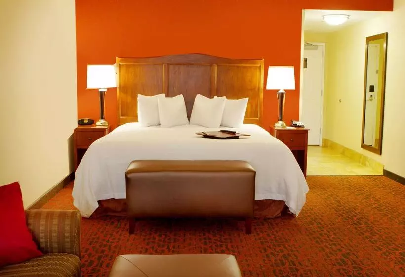 Отель Hampton Inn Bangor