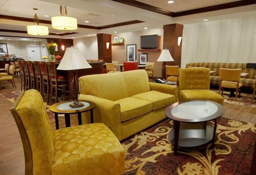 Отель Hampton Inn Bangor