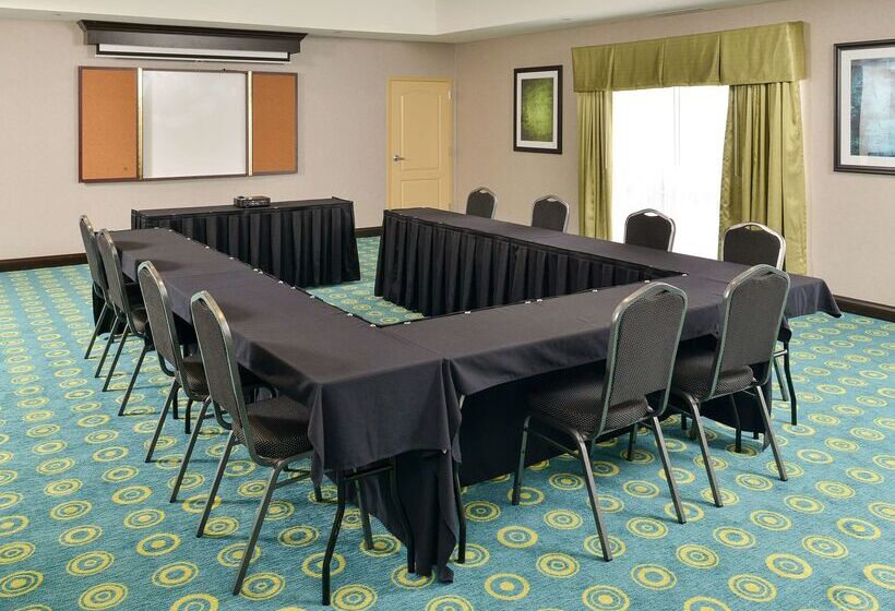 Отель Hampton Inn Iowa City/university Area