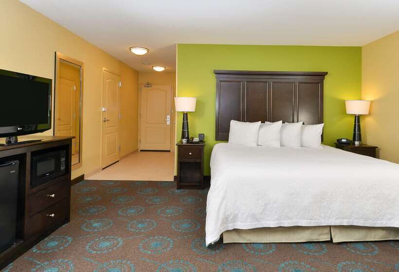 Отель Hampton Inn Iowa City/university Area
