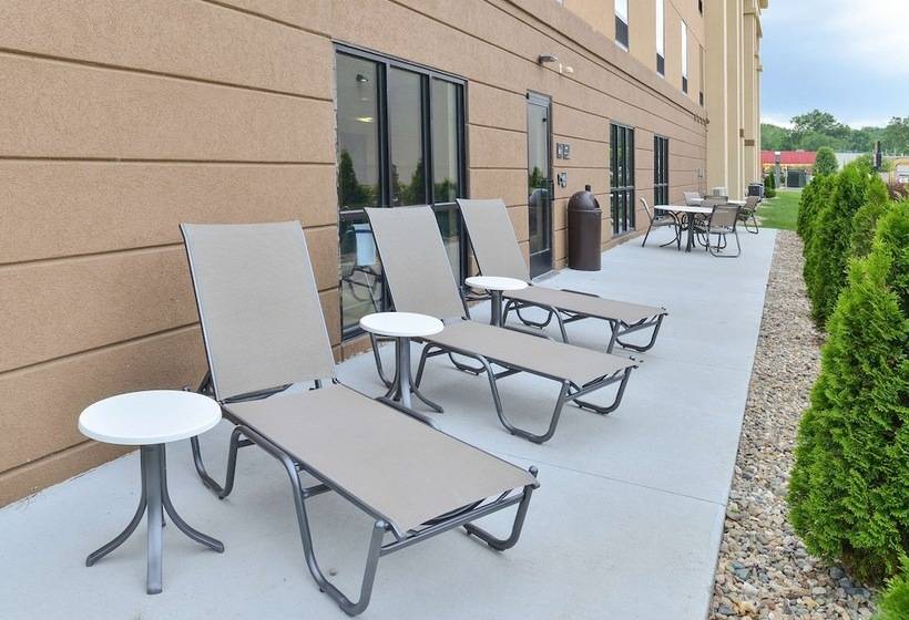 Отель Hampton Inn Iowa City/university Area