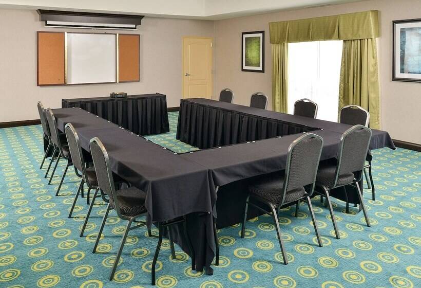 Отель Hampton Inn Iowa City/university Area