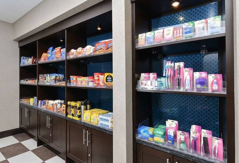 Отель Hampton Inn Iowa City/university Area