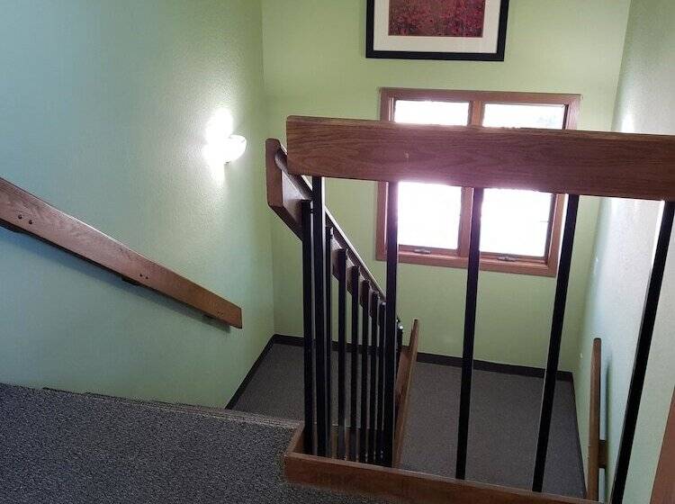 ホテル Harbor Lights Lodge