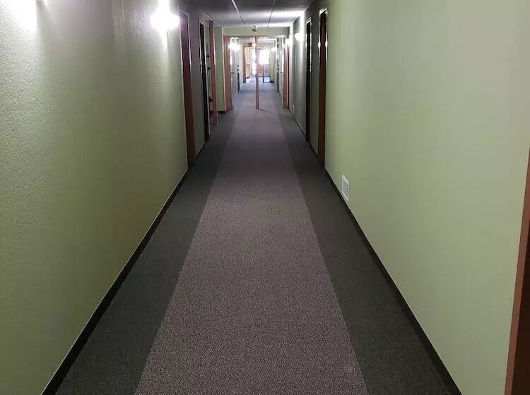 ホテル Harbor Lights Lodge