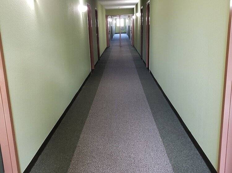 ホテル Harbor Lights Lodge