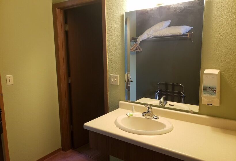 ホテル Harbor Lights Lodge