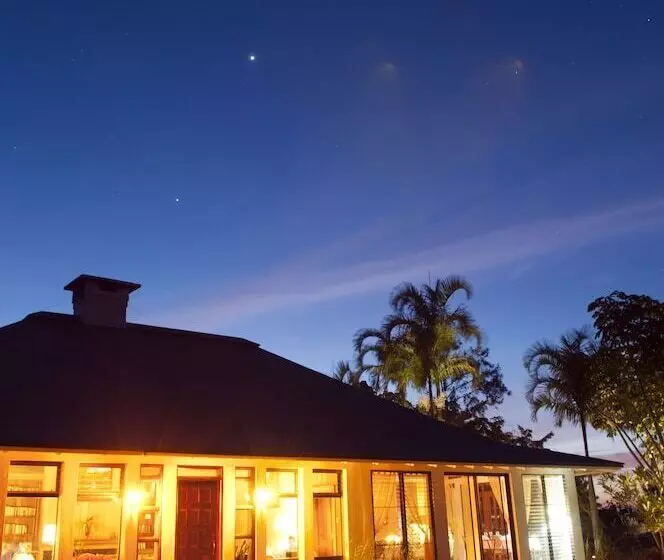 ホテル Hidden Valley Wilderness Lodge