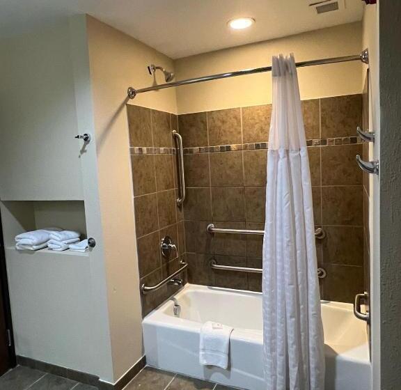 فندق Hometowne Studios & Suites Washington