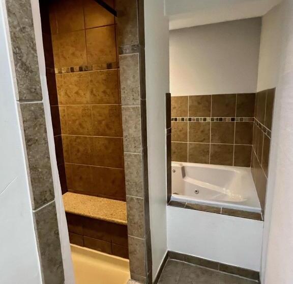 فندق Hometowne Studios & Suites Washington