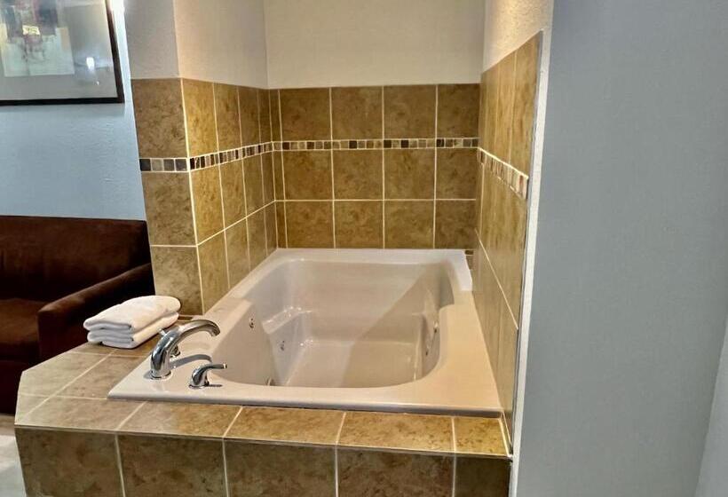 فندق Hometowne Studios & Suites Washington