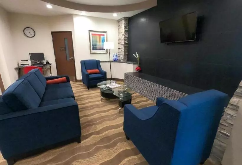 בית מלון כפרי Hometowne Studios & Suites Washington