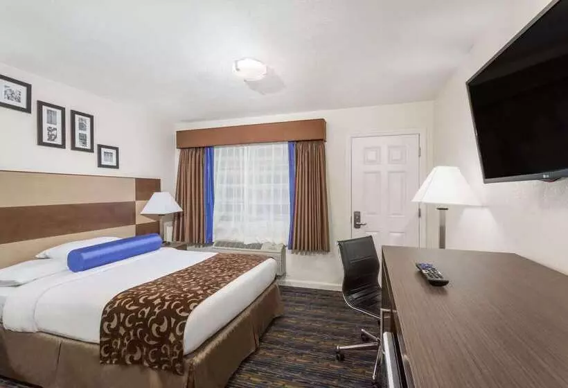 Отель Howard Johnson By Wyndham Berkeley