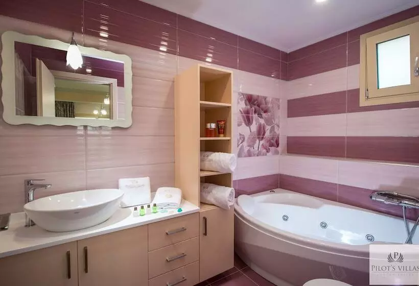 酒店 Pilot's Villas Luxury Suites