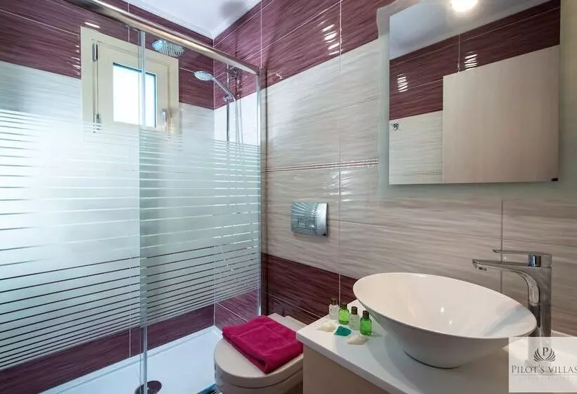 酒店 Pilot's Villas Luxury Suites