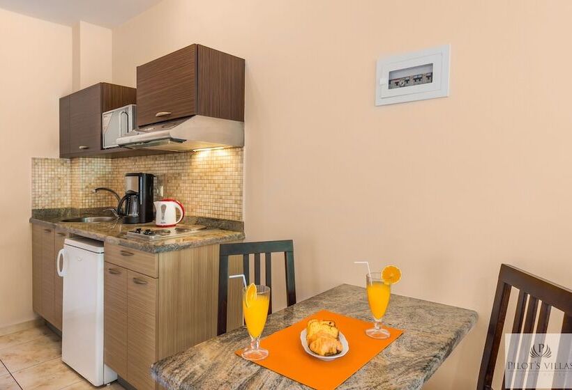 בית מלון כפרי Pilot's Villas Luxury Suites