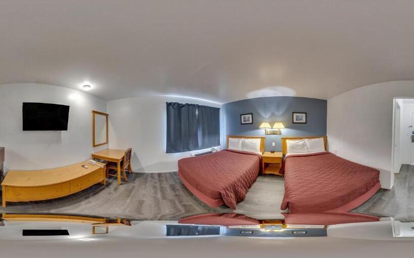 Отель Rodeway Inn & Suites Sidney Historic Downtown I80