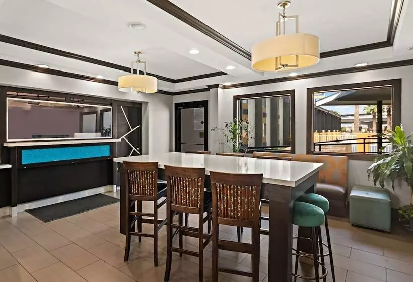 ホテル Scottish Inns Austin Downtown