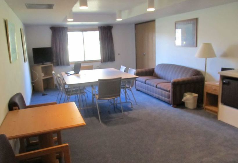 酒店 Tivoli Inn & Suites